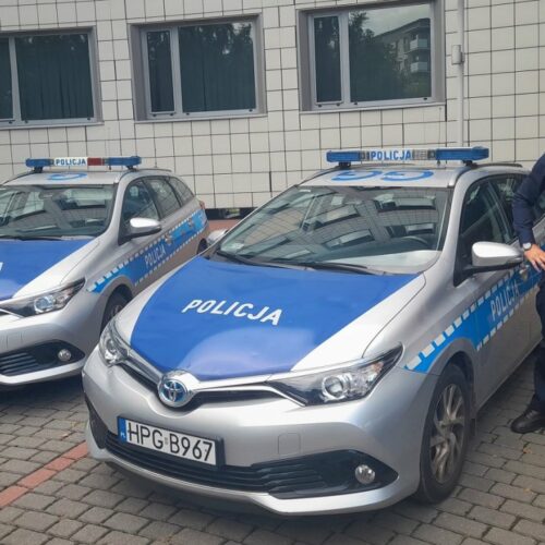 Krakowski dzielnicowy pilotował samochód z kobietą, u której rozpoczęła się akcja porodowa