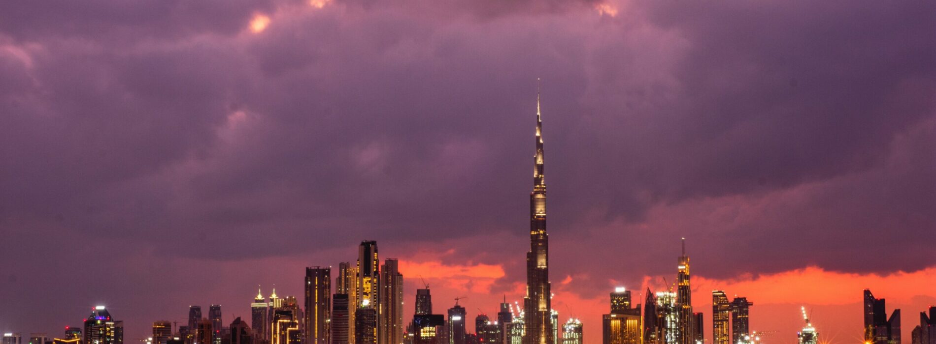 Burj Khalifa w Dubaju – czy warto odwiedzić najwyższy budynek świata?