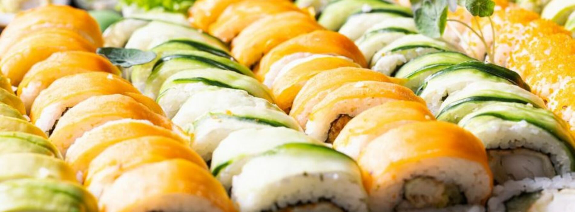 Niespodziewani goście i sushi – Sushi Friends Kraków ratuje z opresji