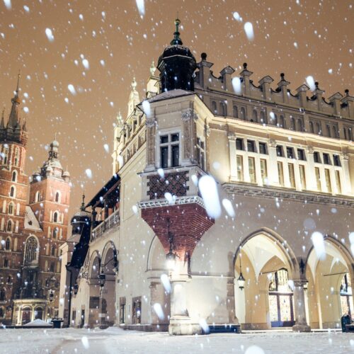 Świąteczny Kraków — hotele blisko Rynku i najlepsze miejsca na świąteczne zakupy
